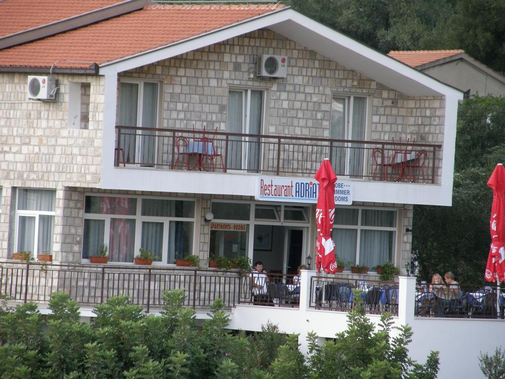 Guest House & Restaurant Adriatic 克勒克 外观 照片