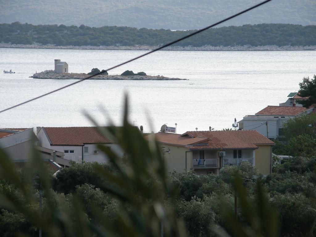 Guest House & Restaurant Adriatic 克勒克 外观 照片